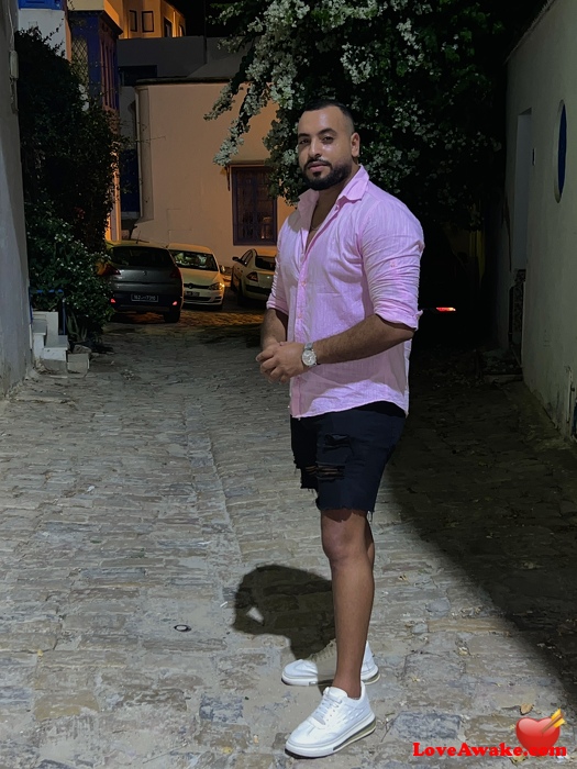 Maadouu Tunisian Man from Tunis