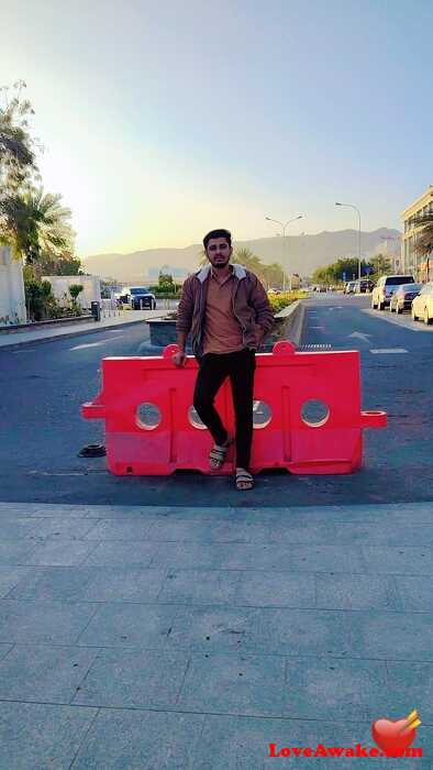 thajib-hasan Omani Man from Muscat