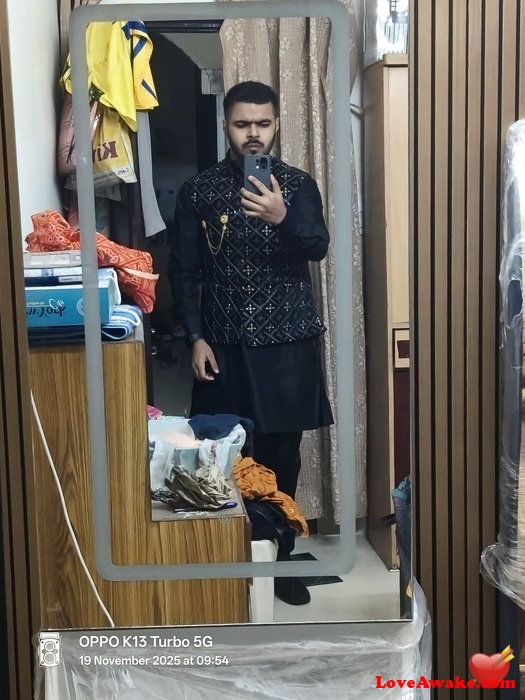 Ishan017 Indian Man from New Delhi