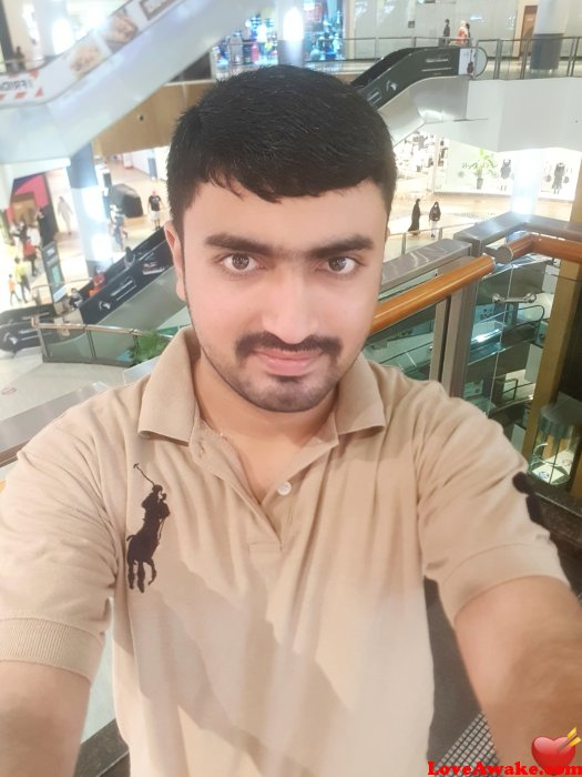 A2A0 UAE Man from Abu Dhabi