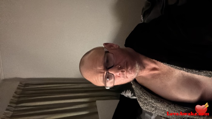 MYTH178 New Zealand Man from Wellington