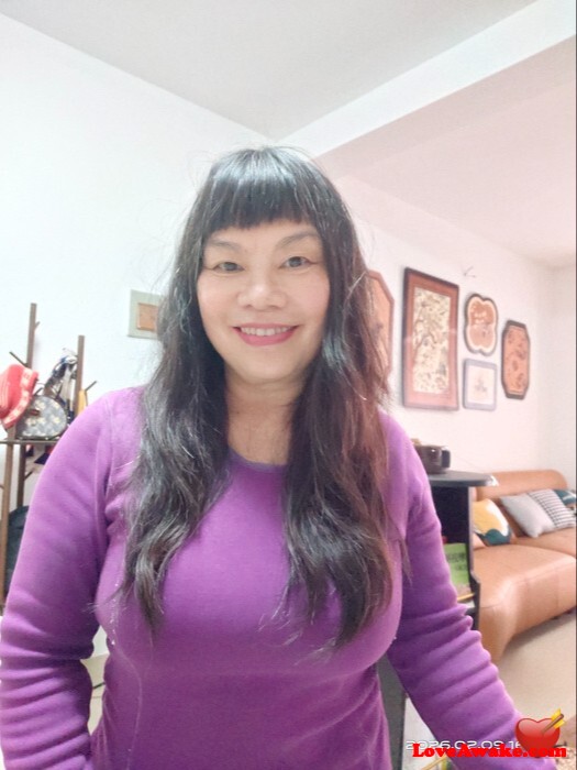 ong0213 Chinese Woman from Nanning