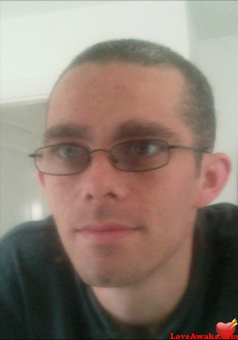 stav1980 UK Man from Liversedge