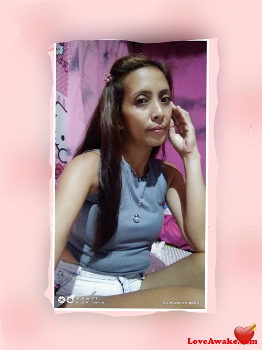 Nioly Filipina Woman from Manila