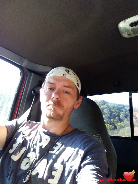 Agirlforme American Man from White Sulphur Springs