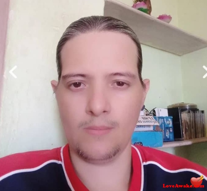 JulioT Cuban Man from Havana = La Habana