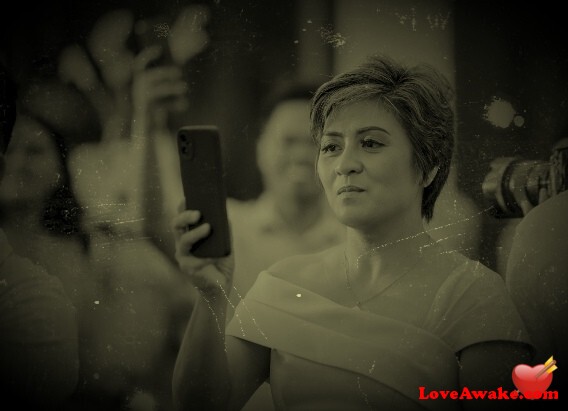 Marikoy Filipina Woman from Davao, Mindanao