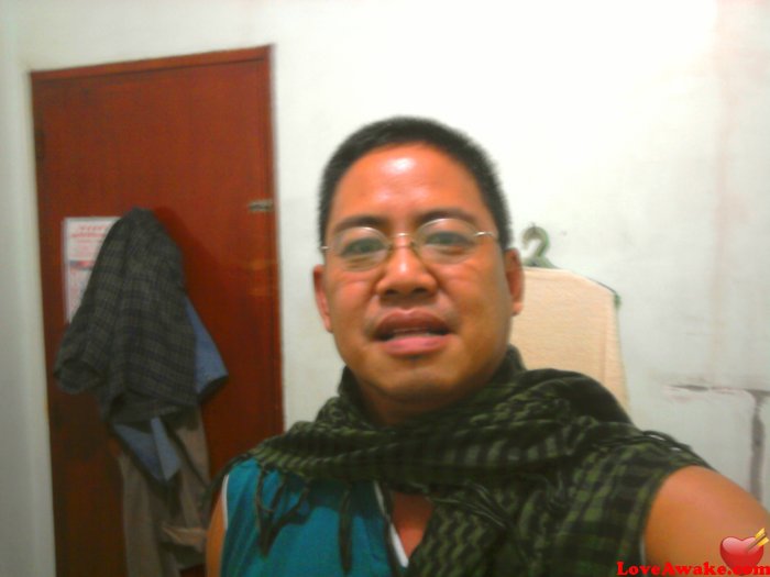 erloupajem Filipina Man from Calamba