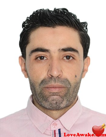 Moetez Tunisian Man from Al Qasrayn