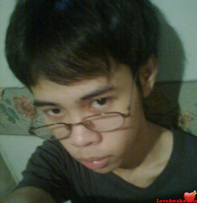 aroeleyen Filipina Man from Calamba