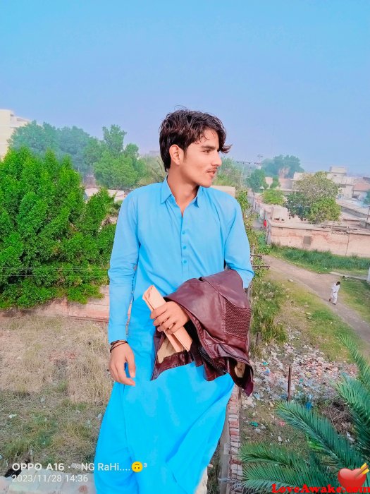 NkRaHi90 Pakistani Man from Karachi