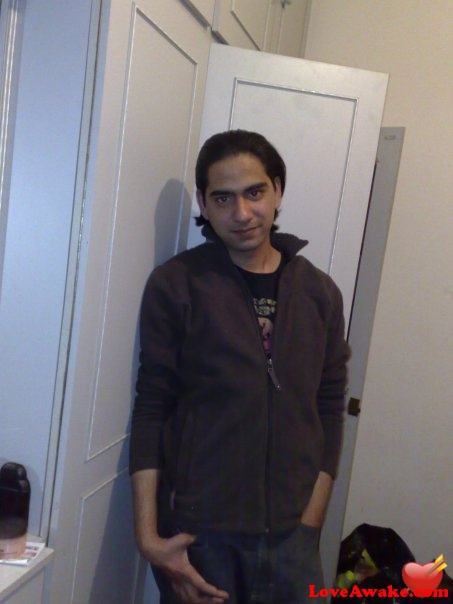 totto3343608363 Pakistani Man from Karachi