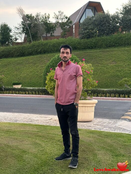 Hunaib12 Qatari Man from Al Doha Al Jadeeda