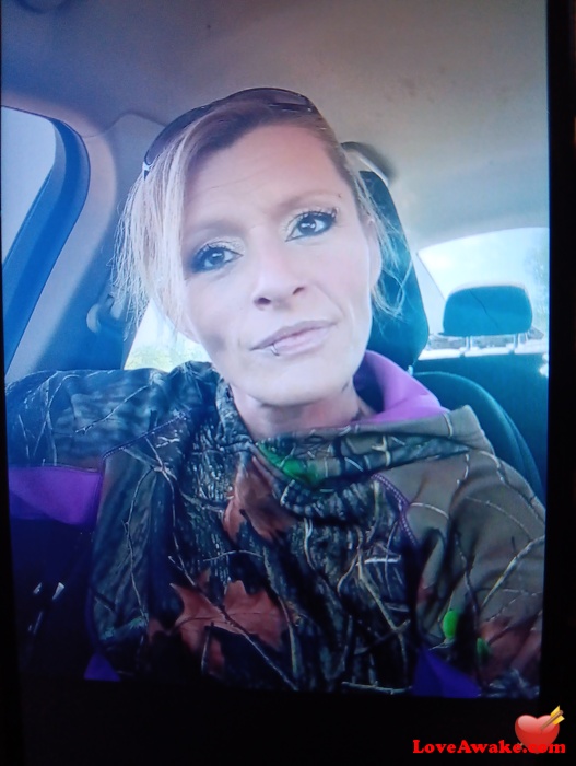 Jess85w American Woman from Elmira