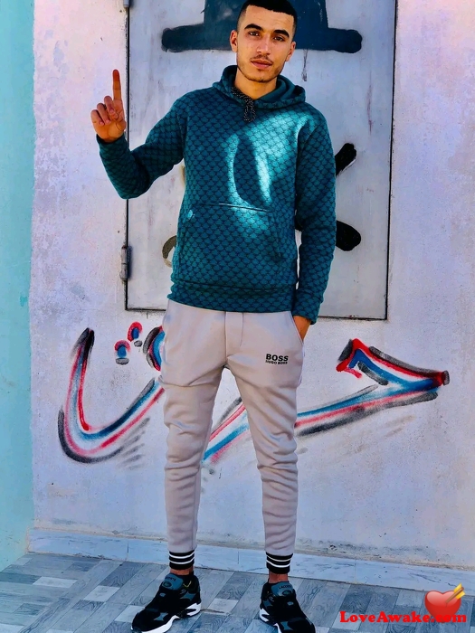 Iheb09 Tunisian Man from Al Qasrayn