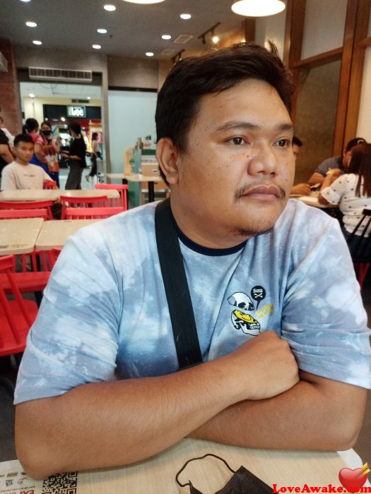 Joephil Filipina Man from Misamis Or./Cagayan De Oro