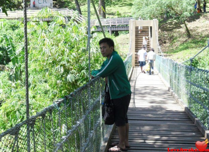 najz Filipina Man from Manila
