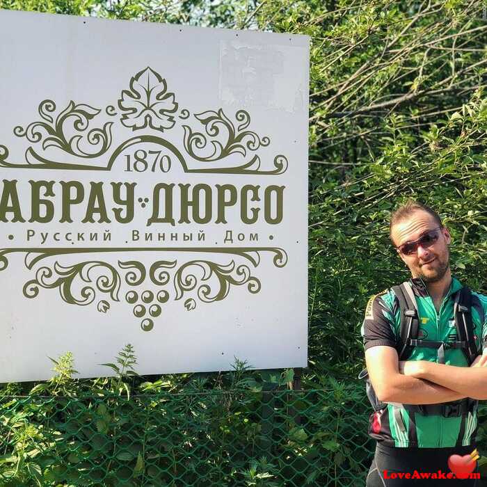 ext700 Russian Man from Moscow