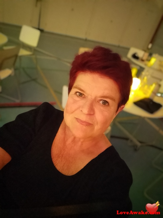 SinnaH Finnish Woman from Kouvola