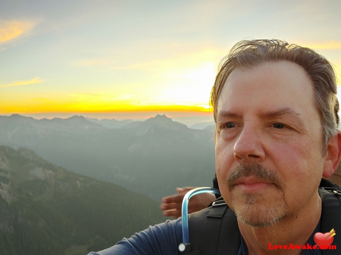 CosmicLover101 American Man from Seattle