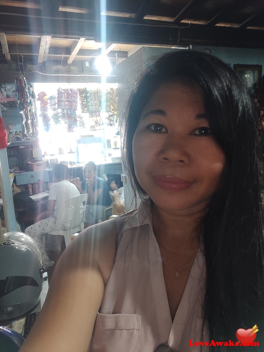 Geratska Filipina Woman from Maasin