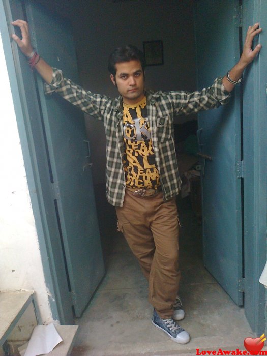 aown Pakistani Man from Lahore