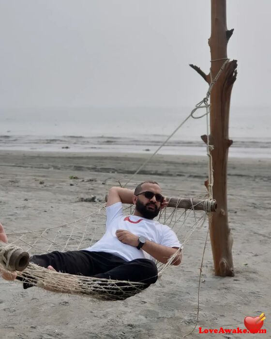 BeardedGuy00 Bangladeshi Man from Dhaka