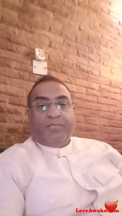 smartlook123 Qatari Man from Al Doha Al Jadeeda