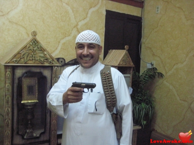 hamihami UAE Man from Abu Dhabi