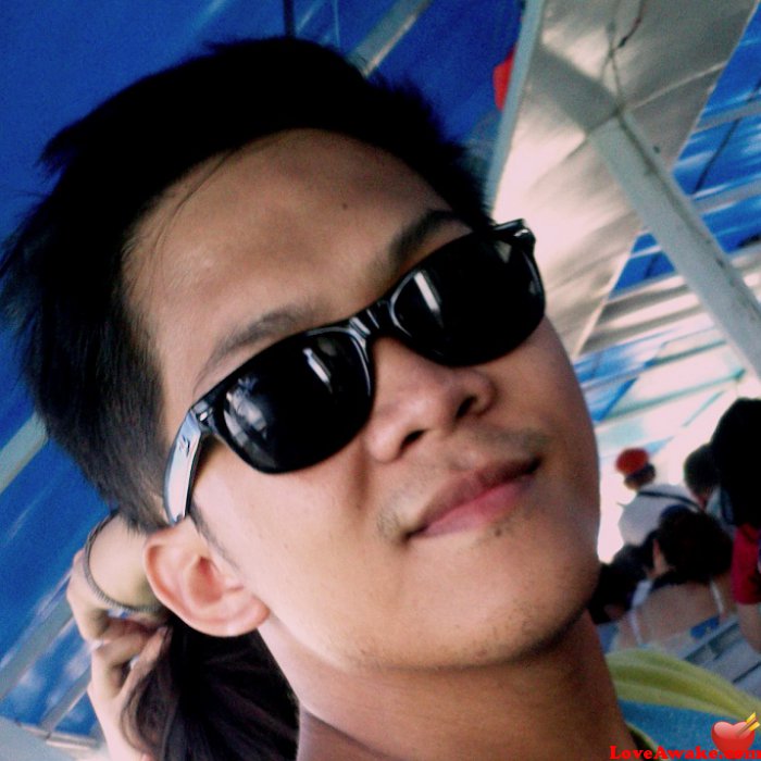 axeljohn Filipina Man from Mandaluyong