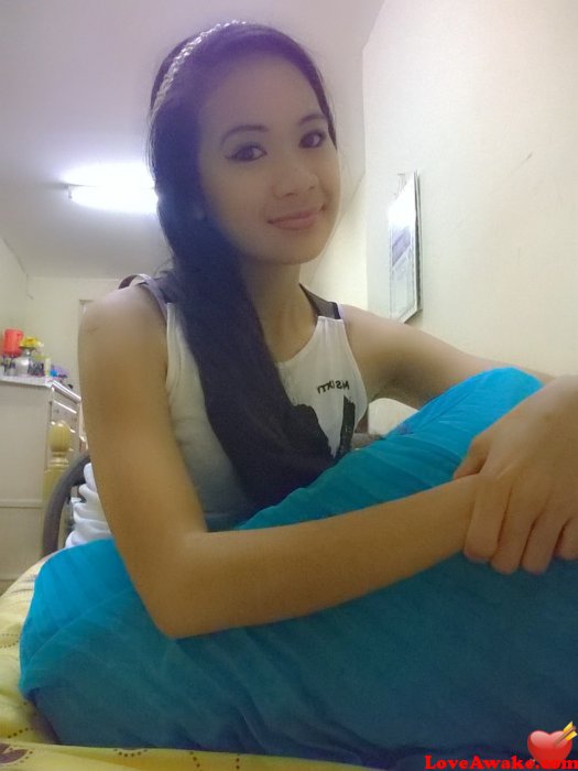 icah30 Filipina Woman from Manila