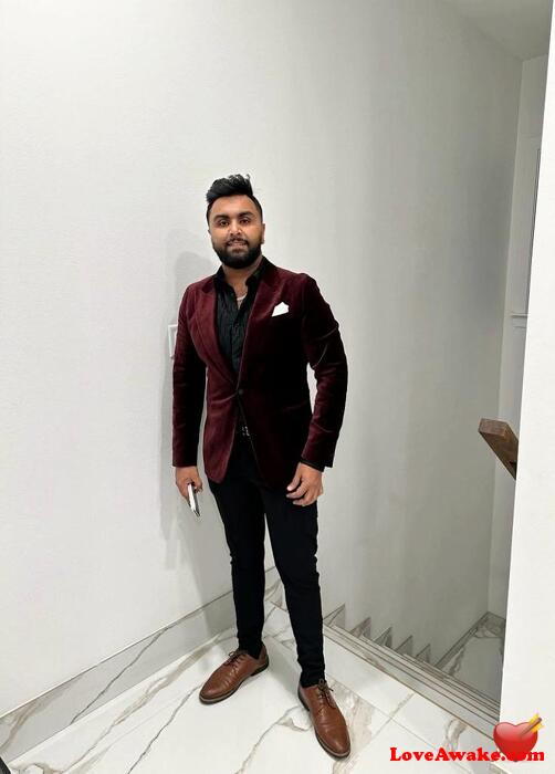 Sh69 Indian Man from Pune