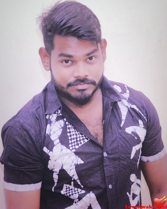 samtiktok Sri Lankan Man from Kurunegala