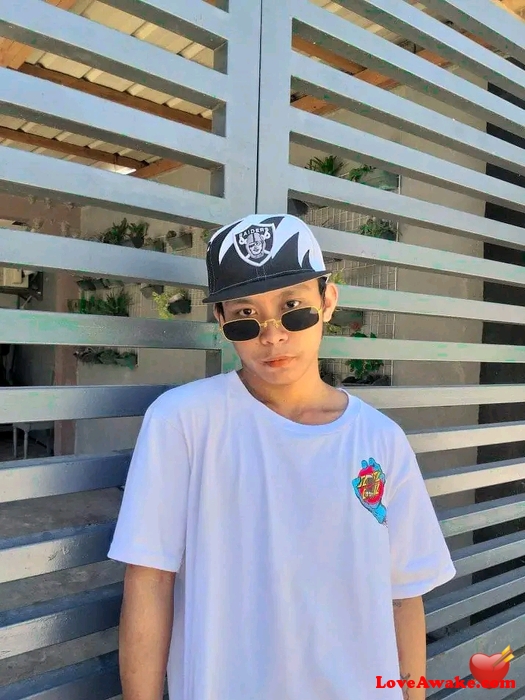 Rainzy Filipina Man from General Santos