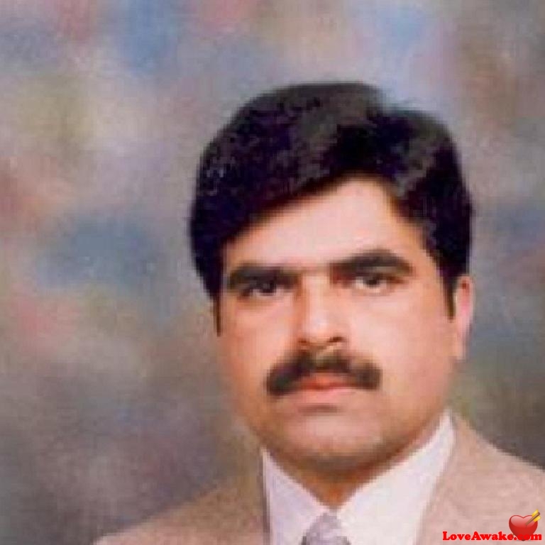 cmalhr Pakistani Man from Lahore