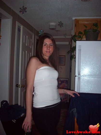 debby2010 American Woman from Akron