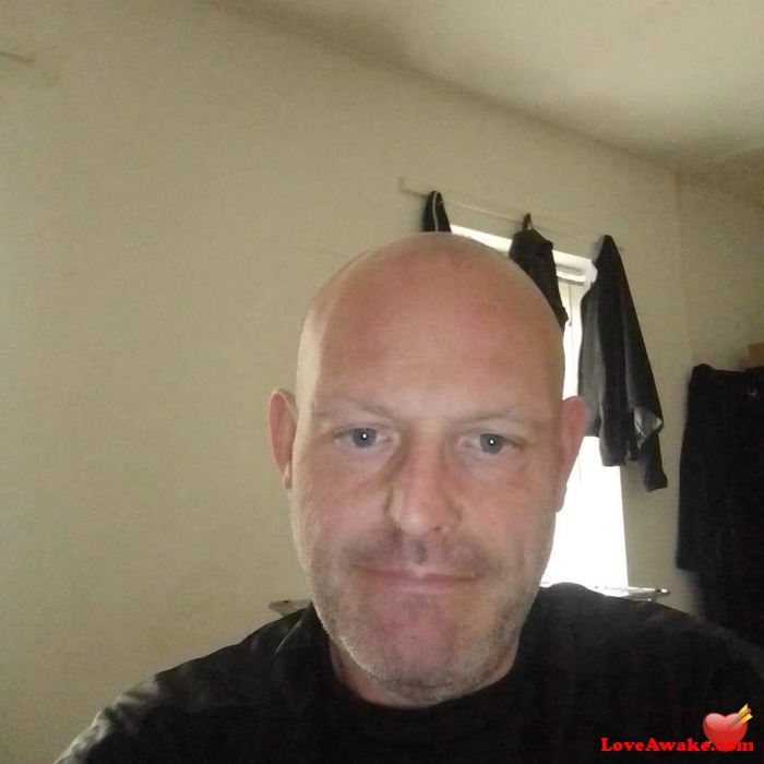 Bigphil74 UK Man from Liverpool