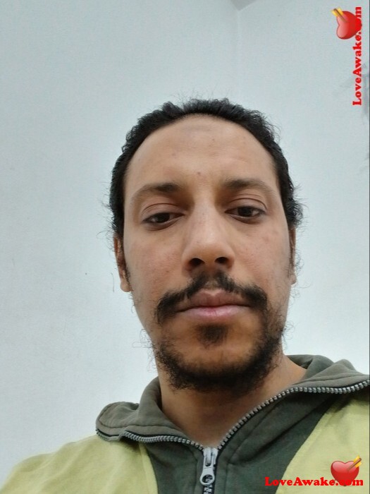 Doctorpt Egyptian Man from Cairo = El Qahira (= Cairo)