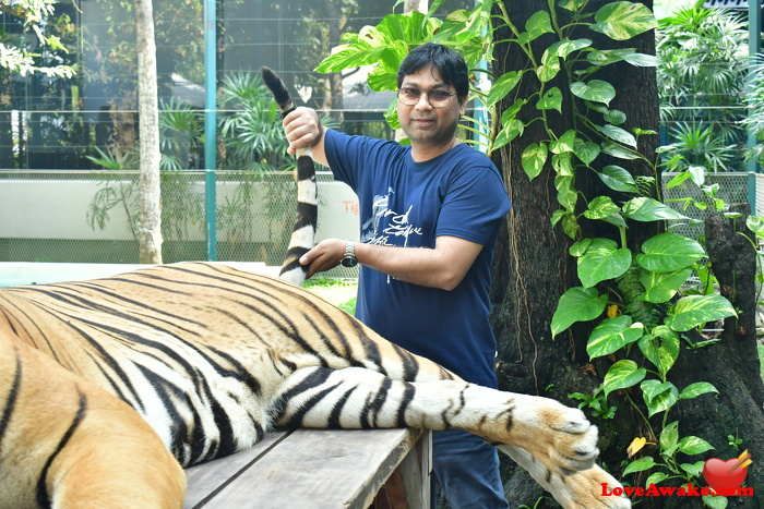 SatishKrSingh Indian Man from Ghaziabad