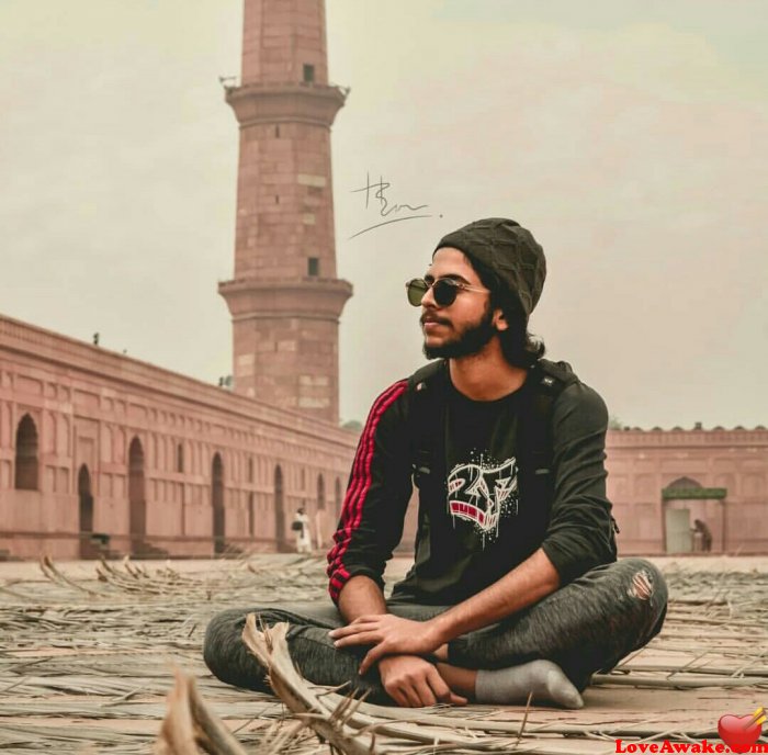 Larichard Pakistani Man from Lahore