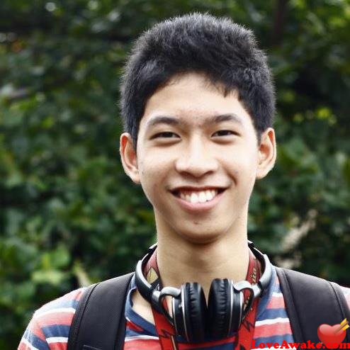xellmacario Filipina Man from Manila