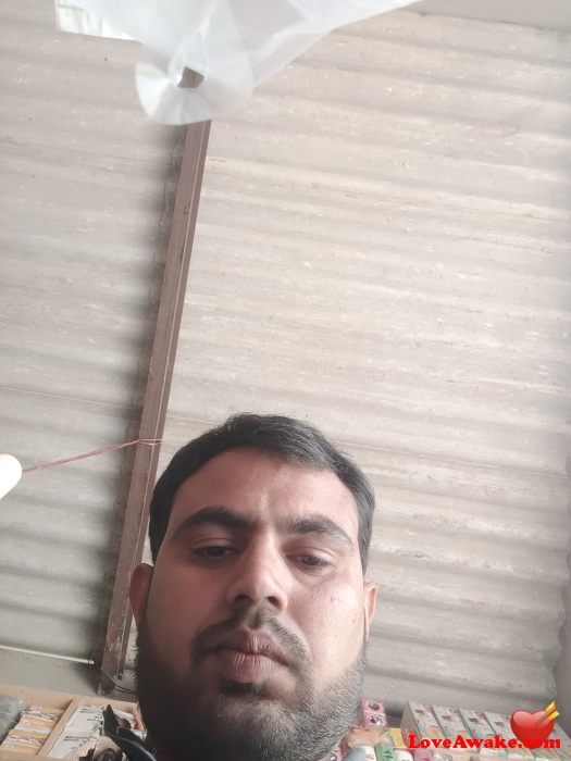 Skg01 Pakistani Man from Thatta