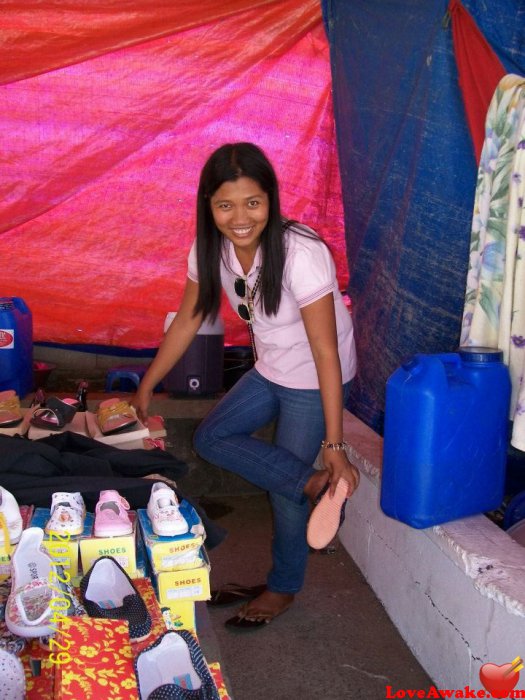 turning24 Filipina Woman from Laoag, Luzon