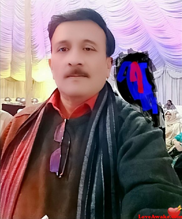 Khalil3 Pakistani Man from Lahore