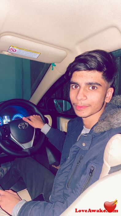 Alamdarn Pakistani Man from Islamabad