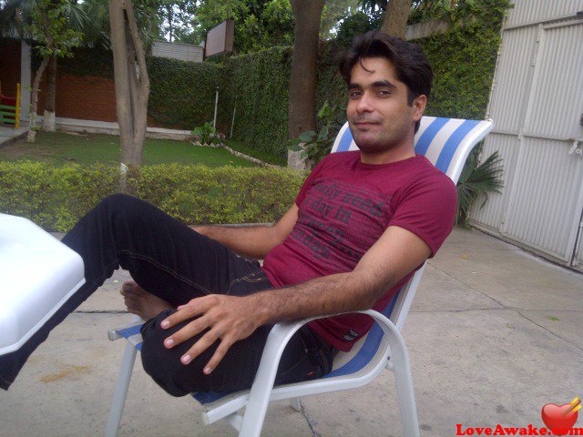 akberzaib Pakistani Man from Karachi