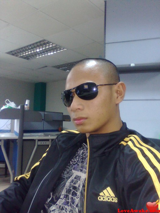 porkcrus Filipina Man from Rizal, Luzon