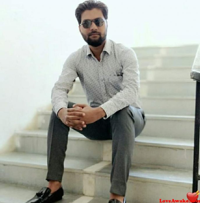 singleaf Indian Man from Jamnagar