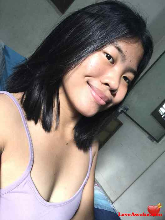 Bonnamae Filipina Woman from Santa Nino