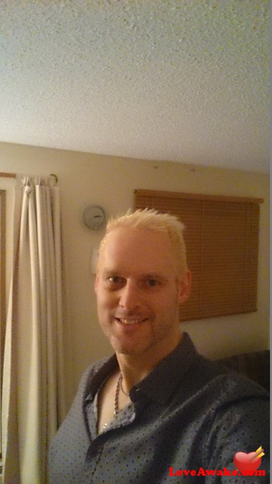 deansworld Canadian Man from Edmonton